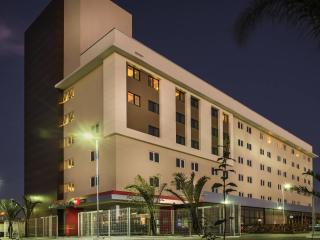 Ibis Porto Alegre Assis Brasil - Estacionamento Gratuito para hospedes - 0