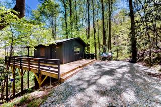 Nantahala Lake Hideout - 0