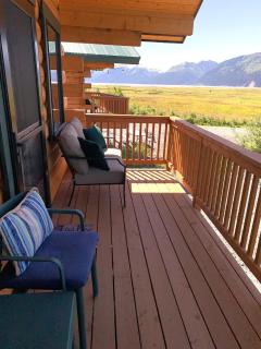 Chinook Cabin-Great Views & Fishing - 8