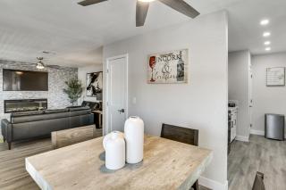 1 Mi to UNLV & Strip! Modern Vegas Condo - 1