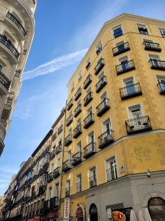 Exclusive studio next to Gran Vía with a jacuzzi - 3