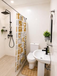 Modern Luxury Home - 6