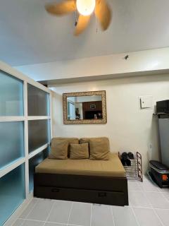 Maldee's Place Tagaytay Prime Residences - 5