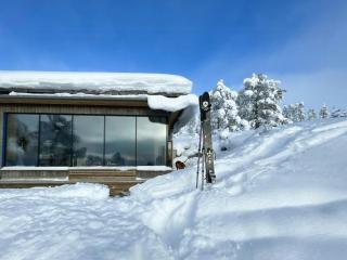 Architect-Designed Cabin Near Trillemarka - 6