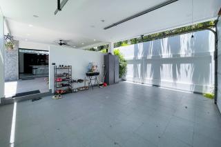 Chic 2BR Pool Villa @Rawai Beach Villa Florine - 2