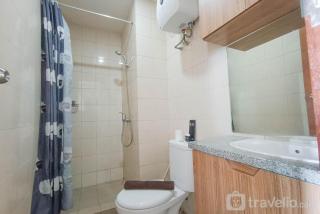 Nice and Homey 2BR at Vida View Makasar Apartment By Travelio - 2