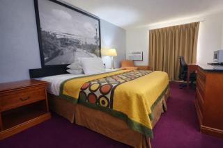 Algona Inn - 2