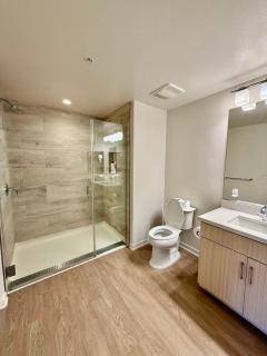 Modern 2BR Escape with Pool Near Irvine Spectrum - 7