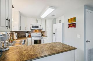 5708 Sunset Ave - 5