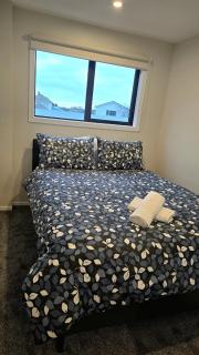 3BR Brand New Modern Townhouse Sunny & Spacious - 9