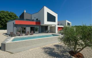 Awesome Home In Krnica - 3