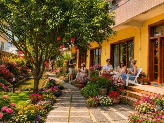 Yangshuo Eden's Social Guesthouse - cozy garden courtyard & fresh craft coffee & night beers & outdoor activities - 7