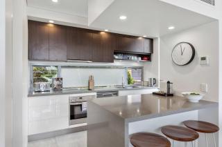 Contemporary Twnhse heated pool with to MainBeach - 1