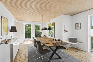 Modern Holiday Home In Prime Marielyst Location - 5