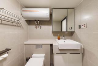 Aero Stays Serviced Apartment Refined Skyline LOFT - 6