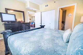 Shores of Panama 318 - Nice 2Bd Sleeps 8 Great View Reserved 3rd Floor Parking Space - 1