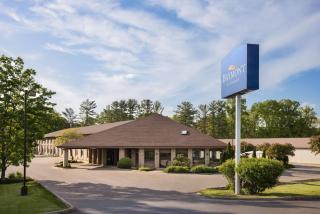 Baymont by Wyndham Logan - 0
