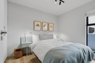 Stylish Knysna Apartment with Rooftop Pool & Braai - 7