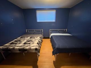 30 Min to BC Place - Surrey Central Guest House - Free Parking - 3