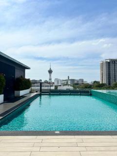 Rening Homestay D'Aman Residence - 5