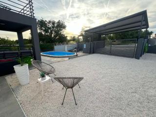 Villa Jakov - 2