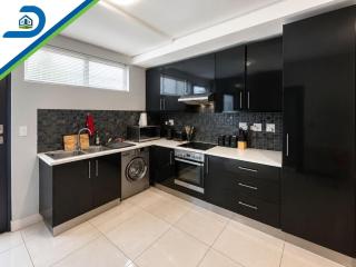 Damianos FamilyStay Spacious &Fast Internet - 6