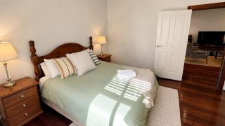 Sals Cottage - 2