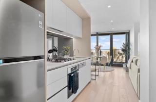 Wellness Getaway for 2 in MQ building on Flinders - 4