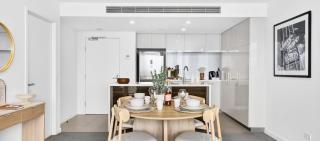 Luxe 2Bd with City Views Sleeps 6 Pool Balcony Car Park Walk To Suncorp - 5