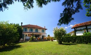 L'Estanquet Bed and Breakfast pdj offert - Gastes - 0
