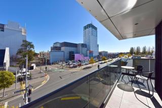 Freshly Styled 1BR Apartment near Te Kaha Stadium - 9