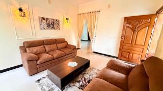 Ann's Villa, Family Getaway & Event-Friendly Villa - 9