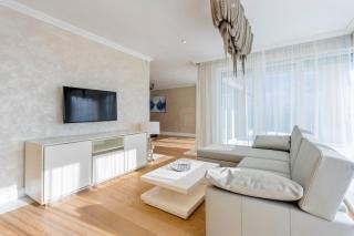 The Lodge Luxury Villa - 2