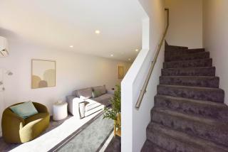 Stylish 2BR Townhouse with Balcony - 8