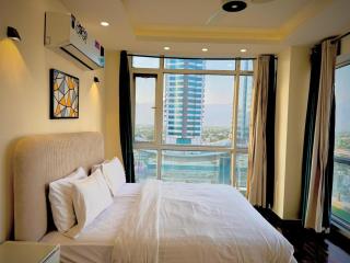 The Elysium Apartments with Views - 9
