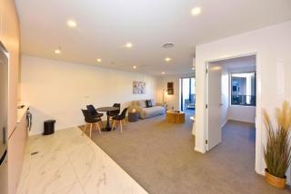 Manchester St Modern 1BR Apartment wtih Balcony - 4