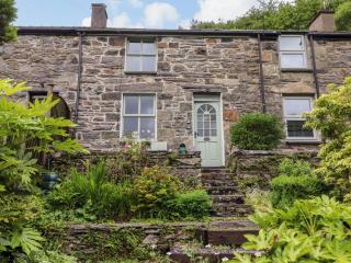 2 Bryn Eglwys - 8