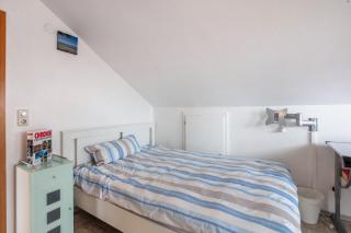 Quiet Relaxing 4 Room Apartment - 7