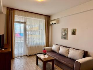 Summerlad Mamaia Beach - 7