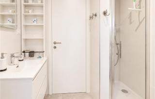 Stunning Apartment In Stancija Portun With Wifi - 5