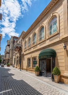 Old Money Boutique Hotel - 0