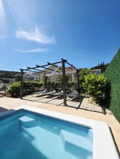 Beautiful Holiday Home "Villa Relax Oasis" - 4