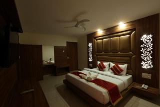 Hotel Katra Grand - 0