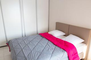Mobile homes for 4 people with lake view in Residence L'Ecrin du Lac, Chorges - 2