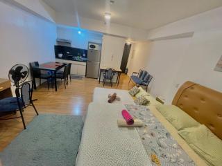 Simple vibe spacious condo unit - 9
