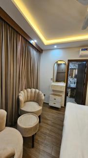 2BHK Fully Furnished Peaceful free wifi free parking - 2