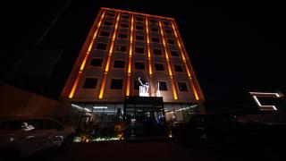 BAZ Hotel Airport Road - 8