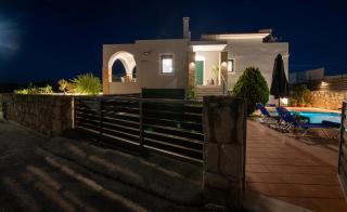 Kymothoe Tavronitis - Private Pool - 8