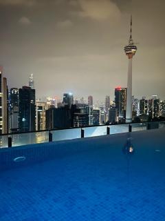 Colony Suites By Sky Pool - 8
