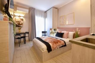 Live the City - Modern Studios Next to the Athenaeum - 6